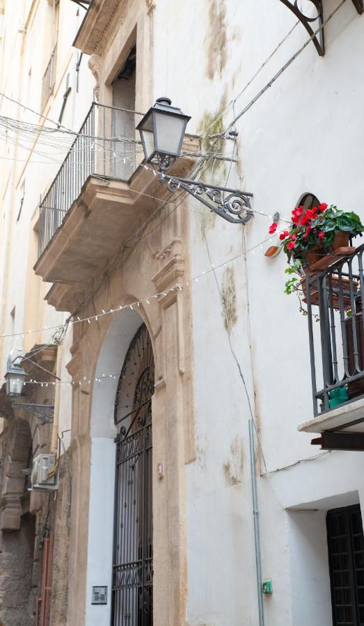 La maison à la cathedral Palermo Esterno foto